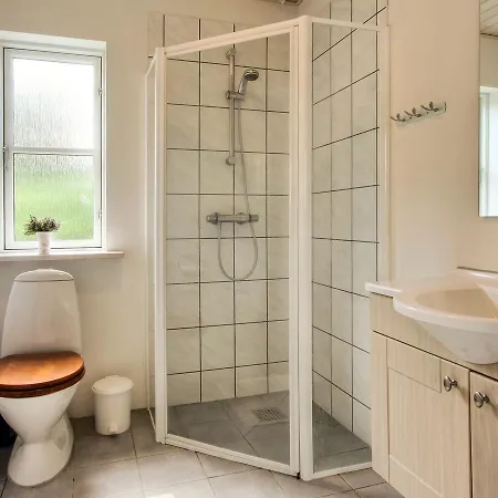 Four-bedroom Holiday In Logstor 3 *